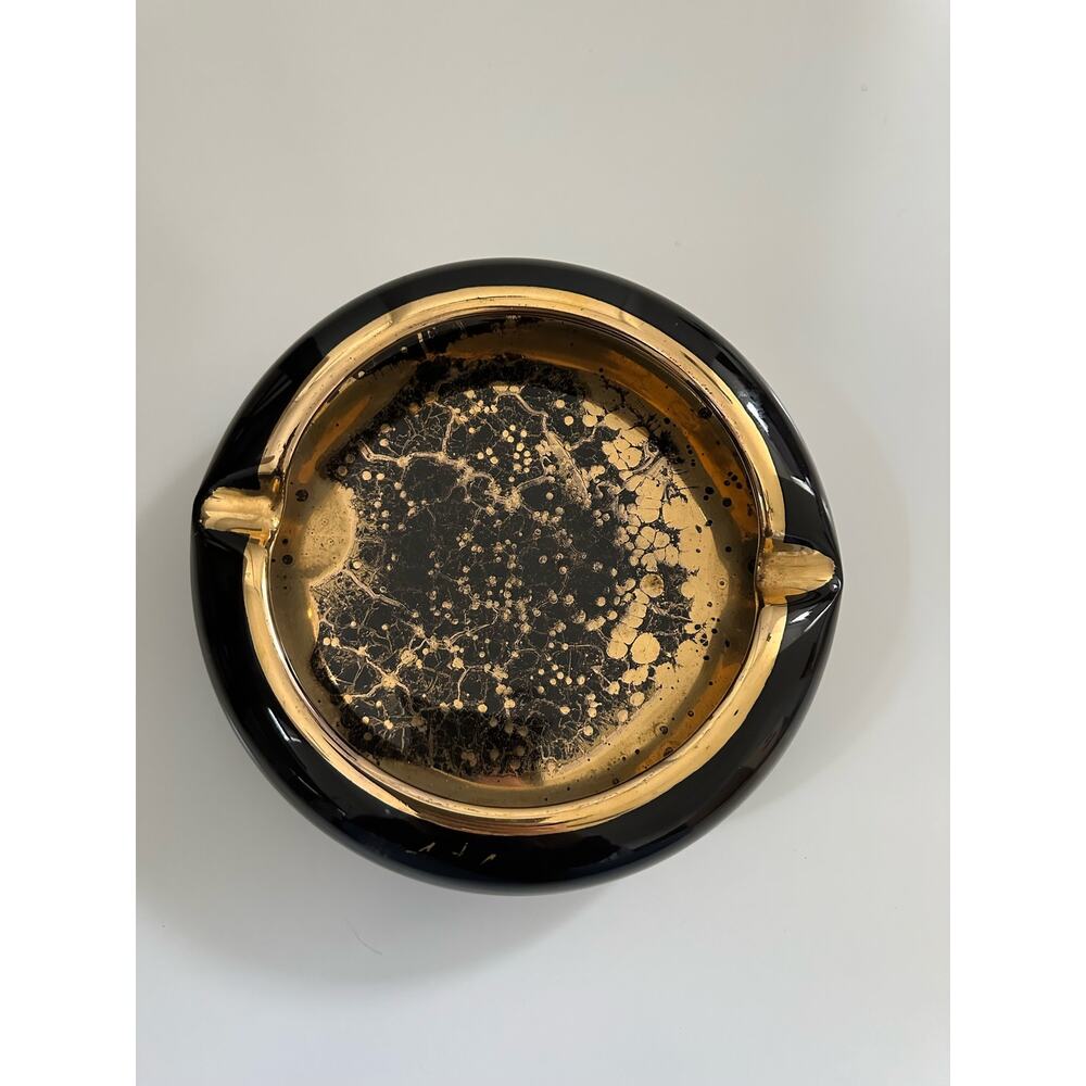 Vintage Retro Ashtray Black and Gold - Picture 10 of 11